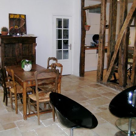 Le Marais 3 Bedrooms Apt Париж Екстериор снимка